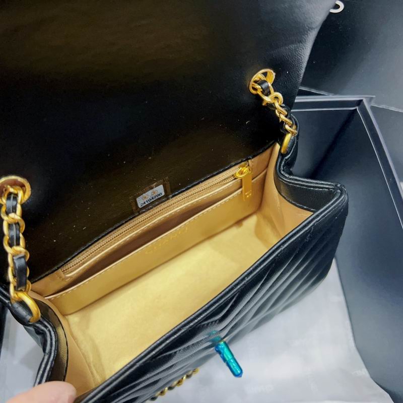 Chanel 羊皮18cm CN  (3)